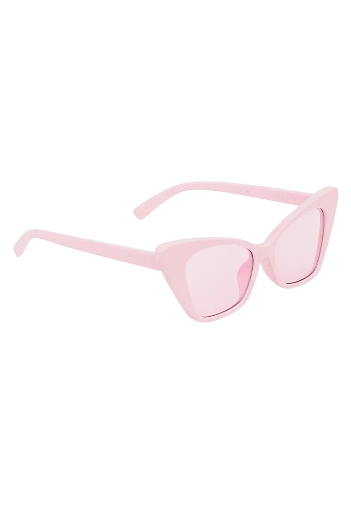 Babe Cat Eye Sunglasses - Pink