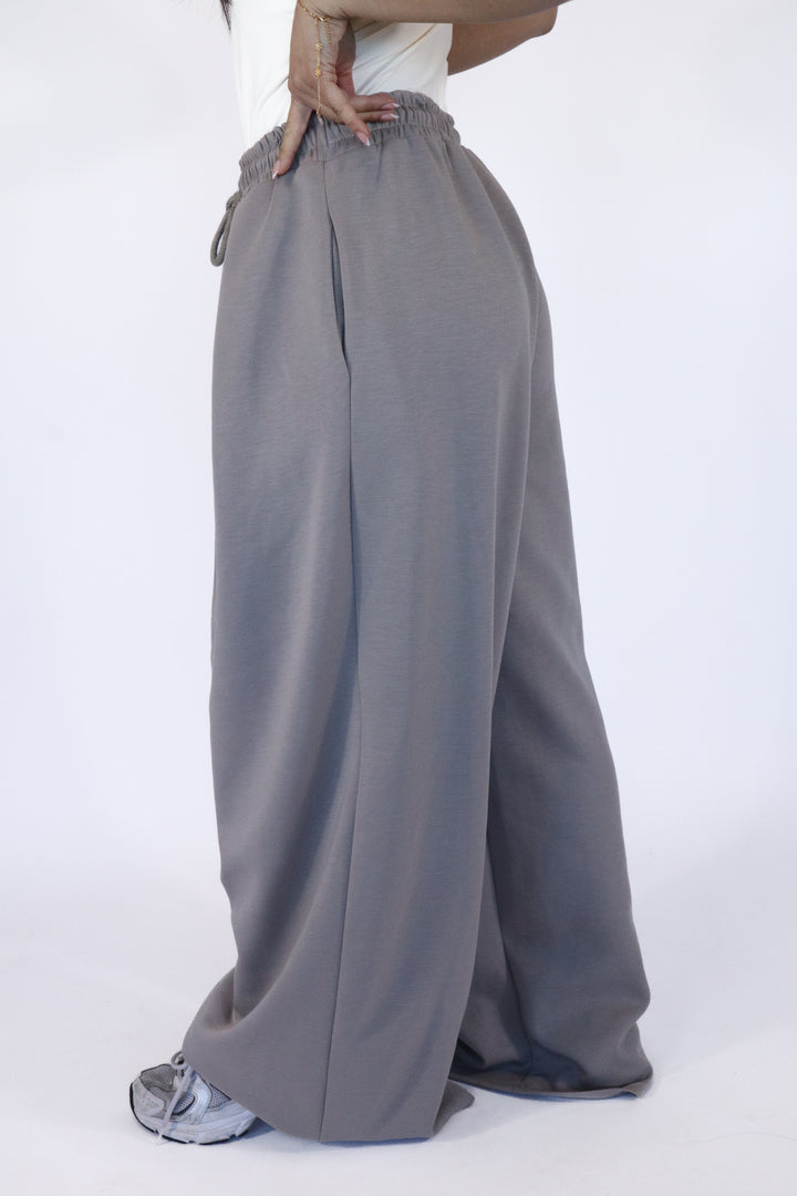 Palazzo Jogger Pants - Stretch