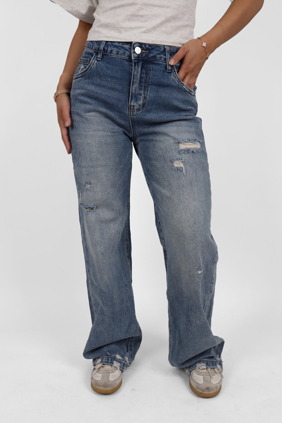 Distressed Wide Leg Jeans - Stretch