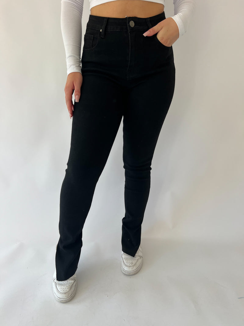Zenia Split Stretch Skinny Jeans - Black