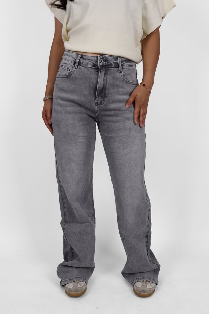 Stormy Wide Leg Plus Size Jeans - Stretch