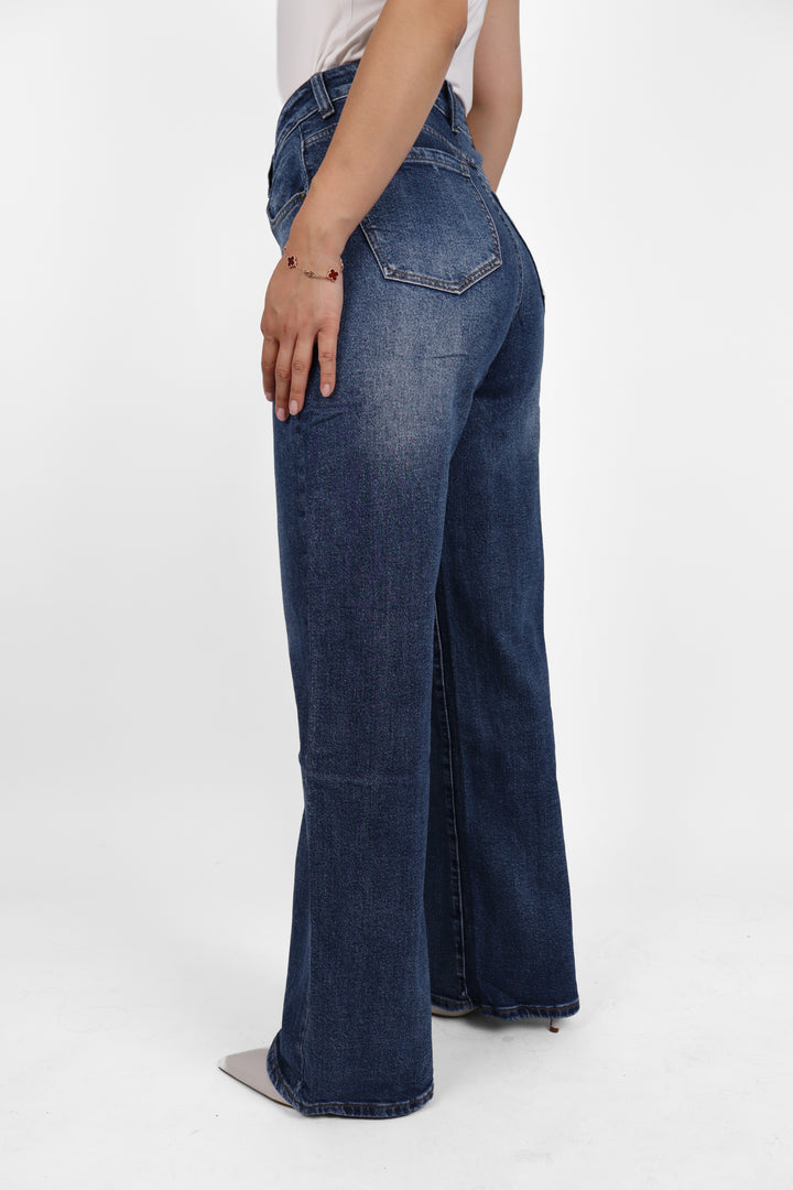 The Elara Wide Leg Jeans - Stretch