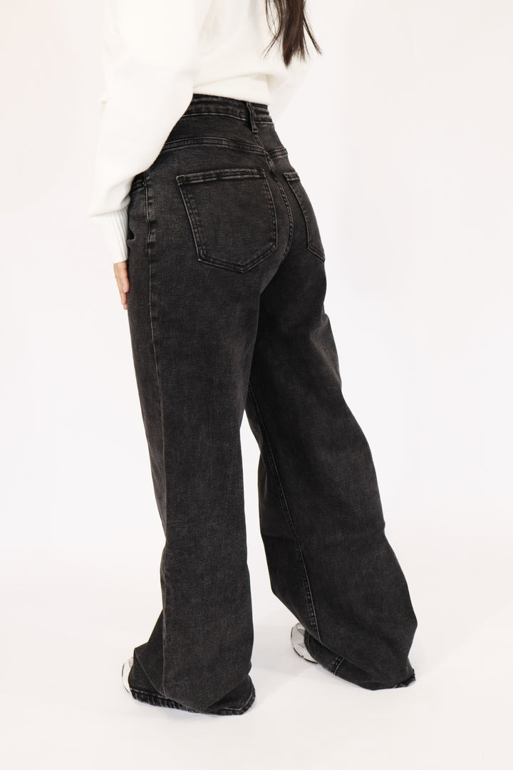 Lou Wide Leg Twisted Jeans - Stretch