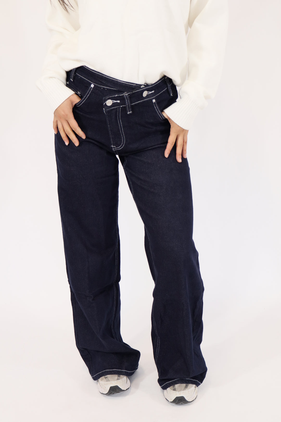 Lou Wide Leg Twisted Jeans - Stretch