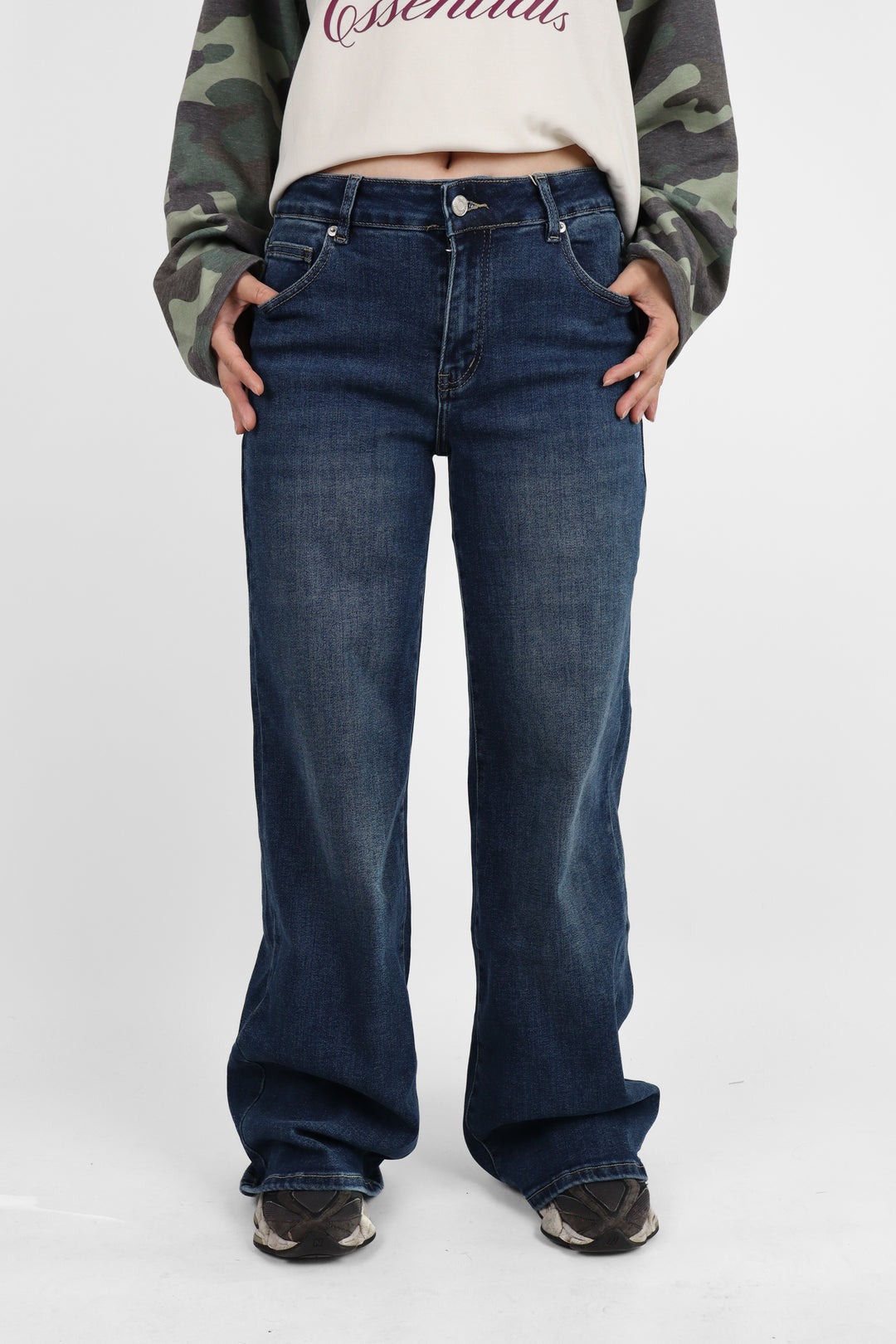 Down Town Low Waist Wide Leg Jeans - Stretch