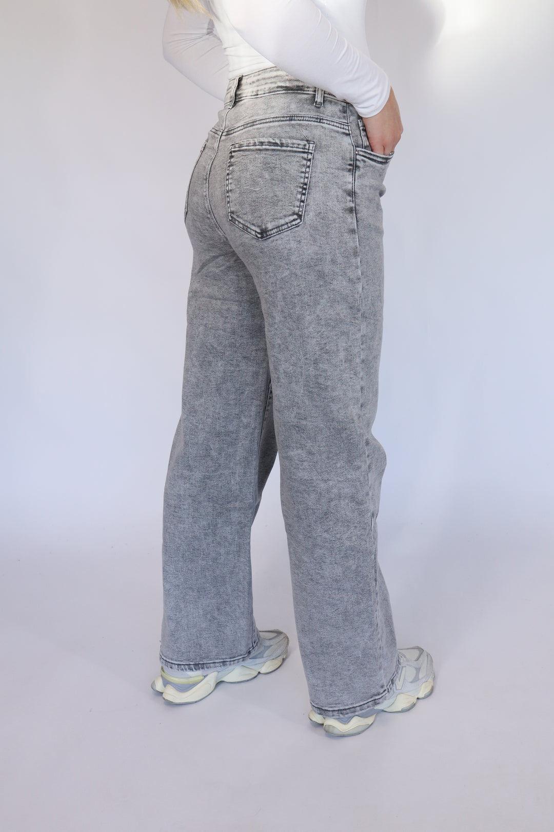 Suze Wide Leg Jeans - Stretch