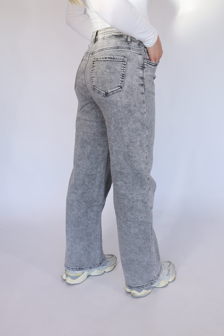Suze Wide Leg Jeans - Stretch