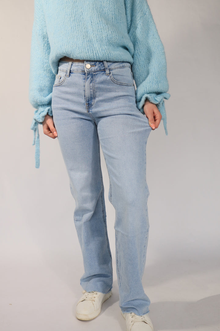 Yuna Mid Waist Wide Leg Jeans - Stretch