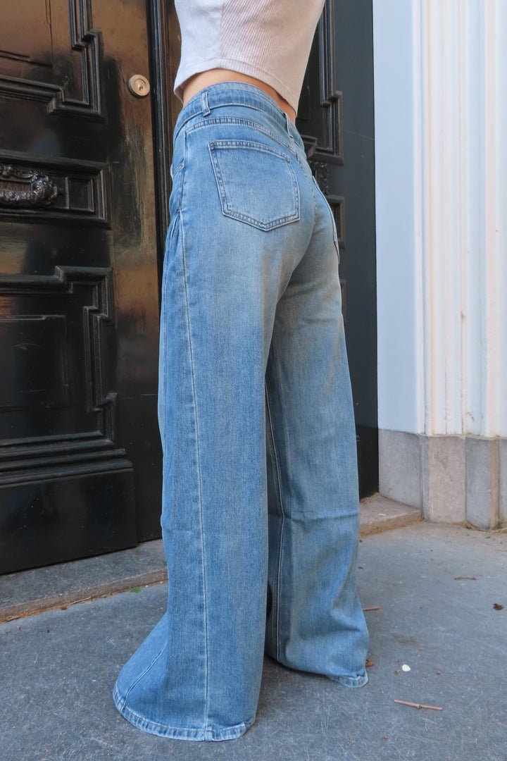 Belted Wide Leg Jeans -  Stretch