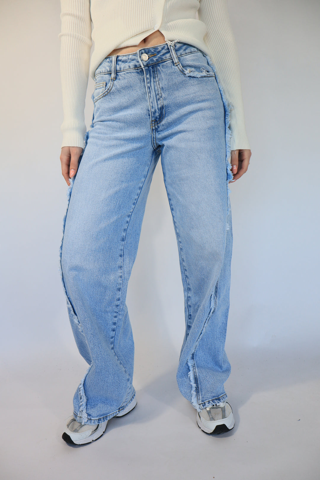 Ruches Midwaist Wide Leg Jeans - Stretch (PRE-ORDER)