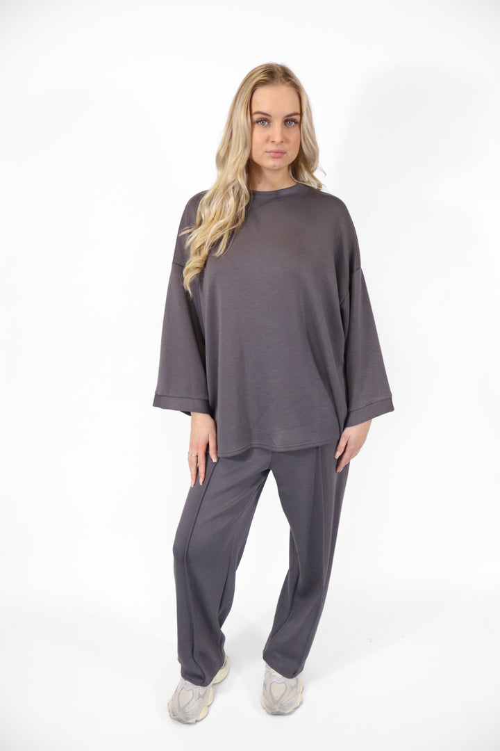 Cassie Two Piece Set - Stretch