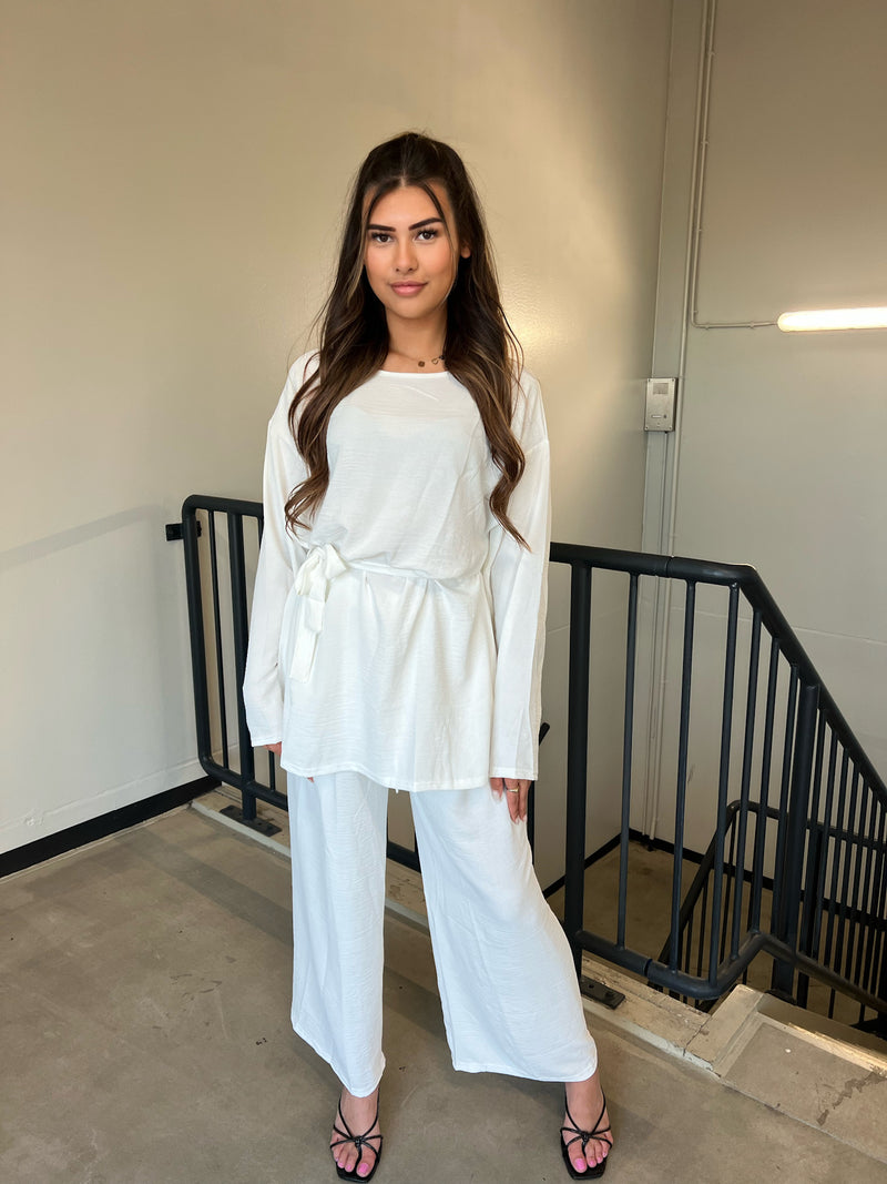 Bella Two Piece Set - White