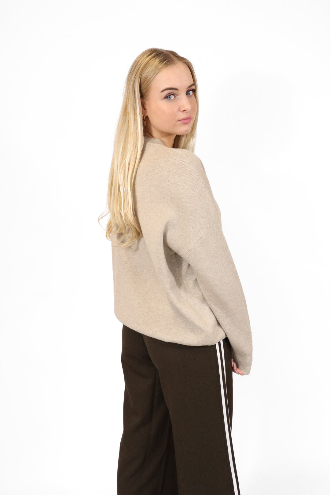 Welless Club Sweater