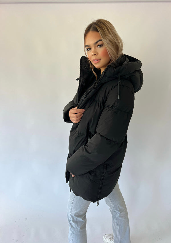 Oversized Winter Puffer Jacket - Black