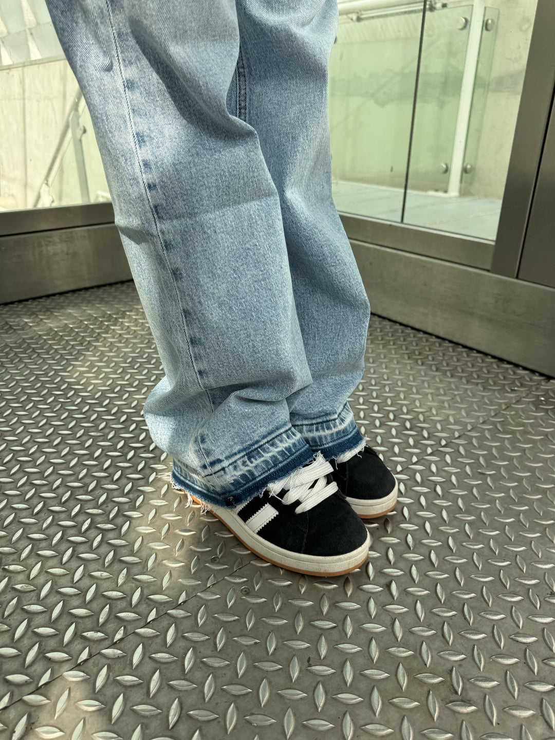 Floor Petite Jeans - Denim