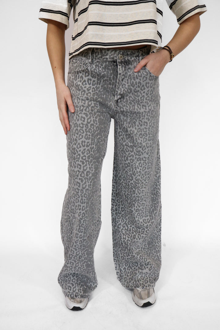 Raven Leopard Wide Leg Jeans - Stretch