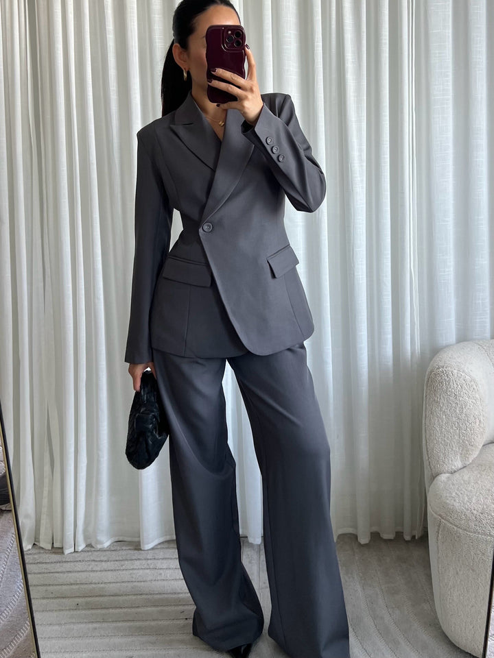 Tailored Blazer