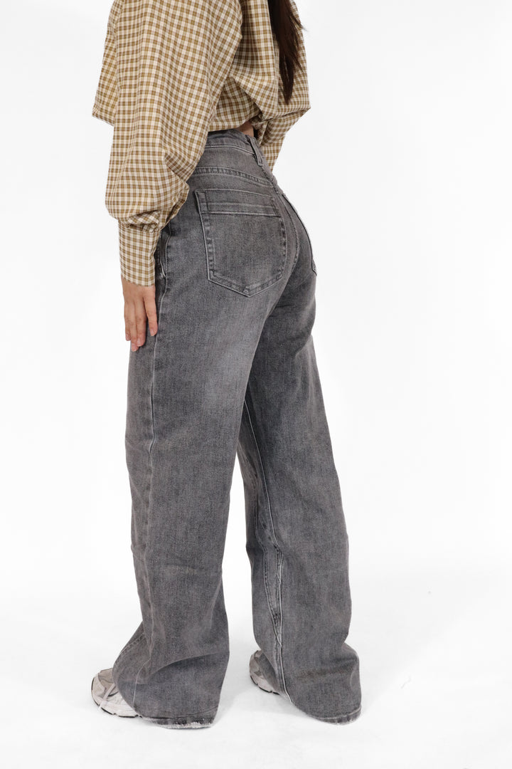 Doubled Button Wide Leg Jeans - Stretch