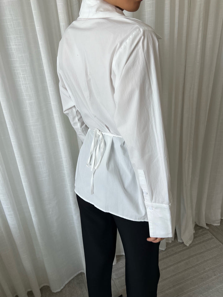 Modern Twist Blouse
