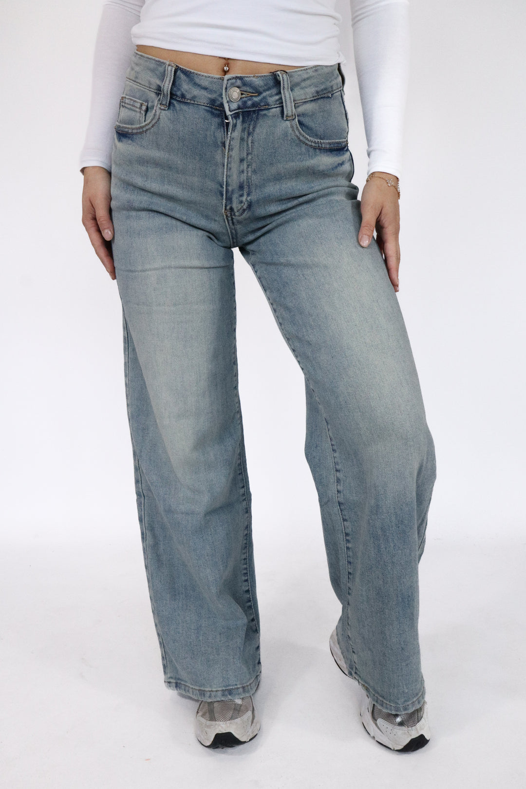 Isabella Petite Wide Leg Jeans - Stretch