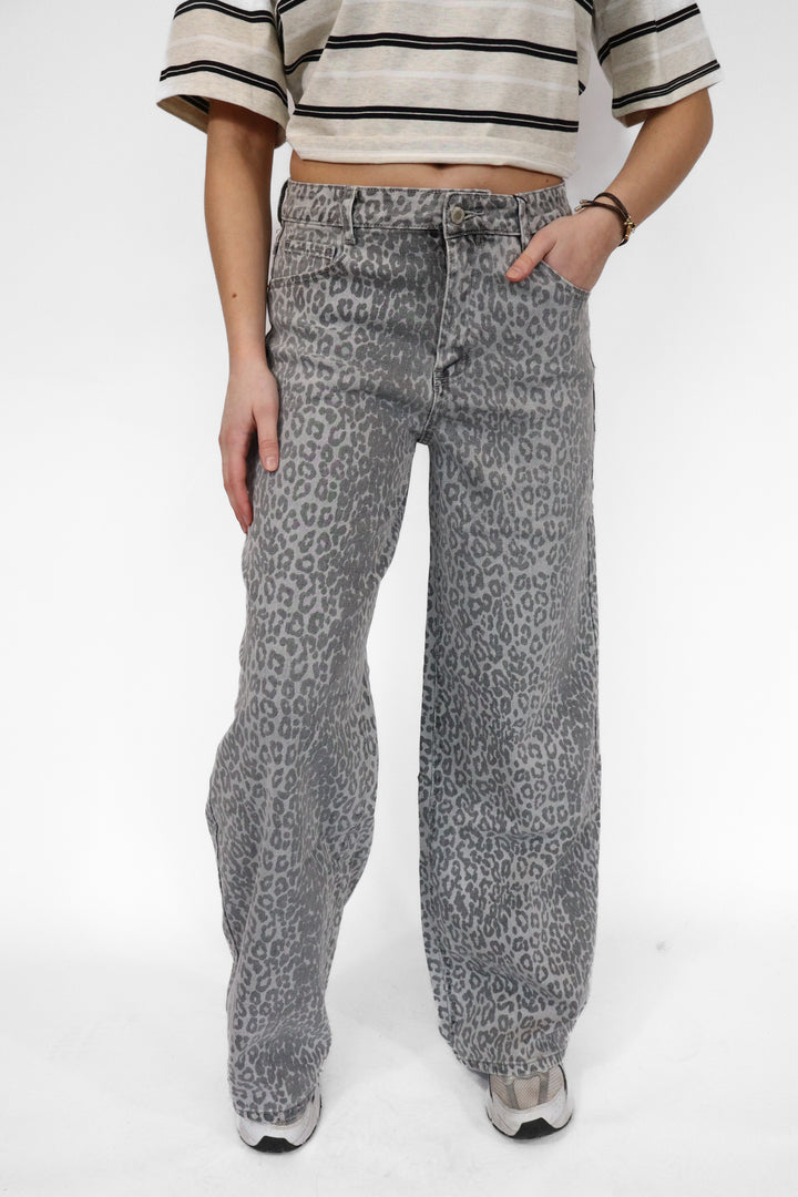 Raven Leopard Wide Leg Jeans - Stretch