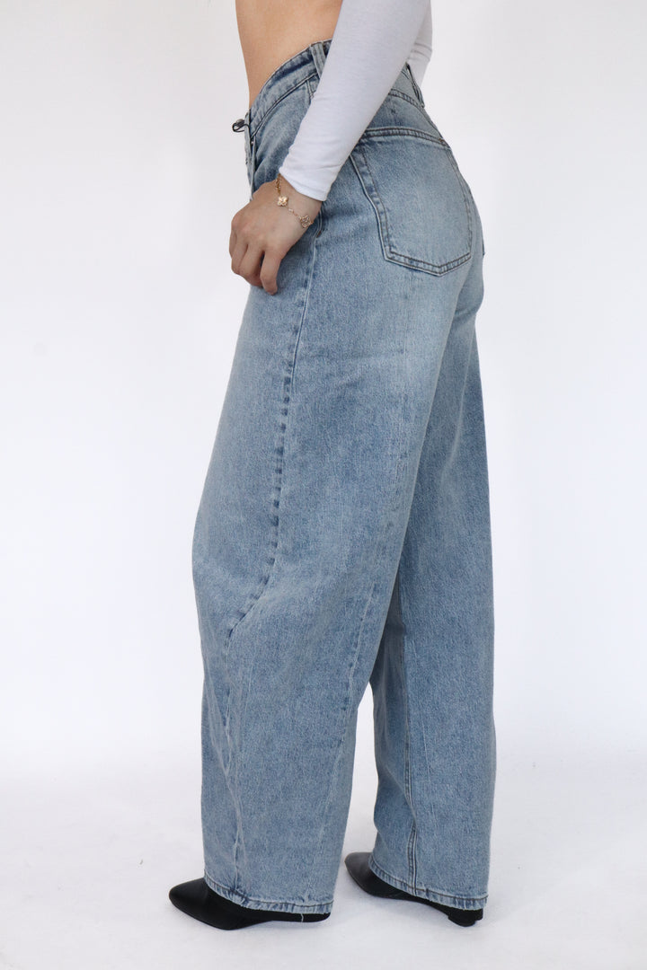 Ilay Balloon Wide Leg Jeans - Light Stretch