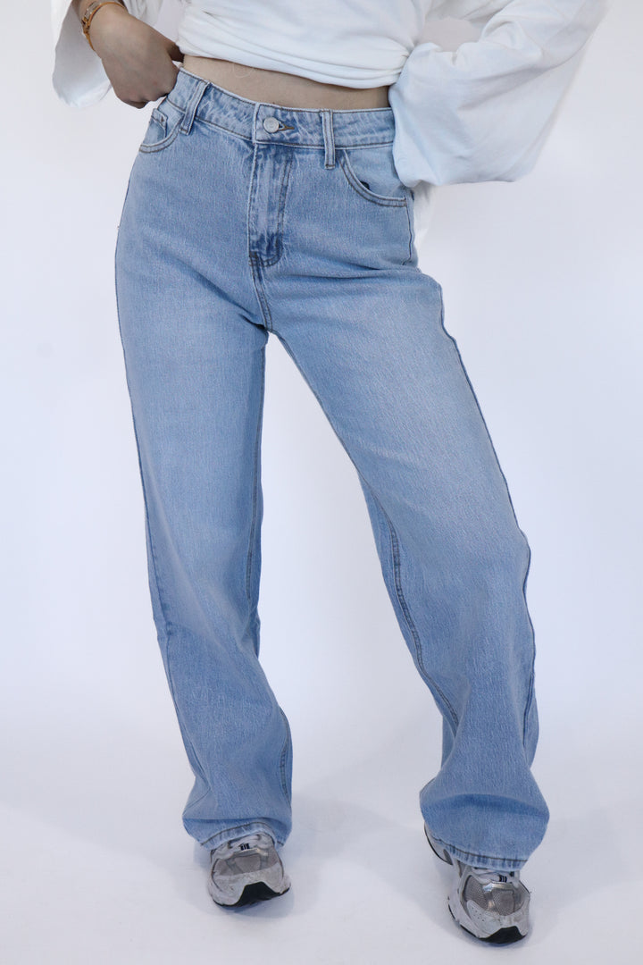 Light Breeze Wide Leg Jeans - Stretch
