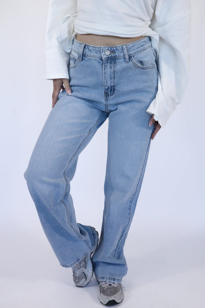 Light Breeze Wide Leg Jeans - Stretch
