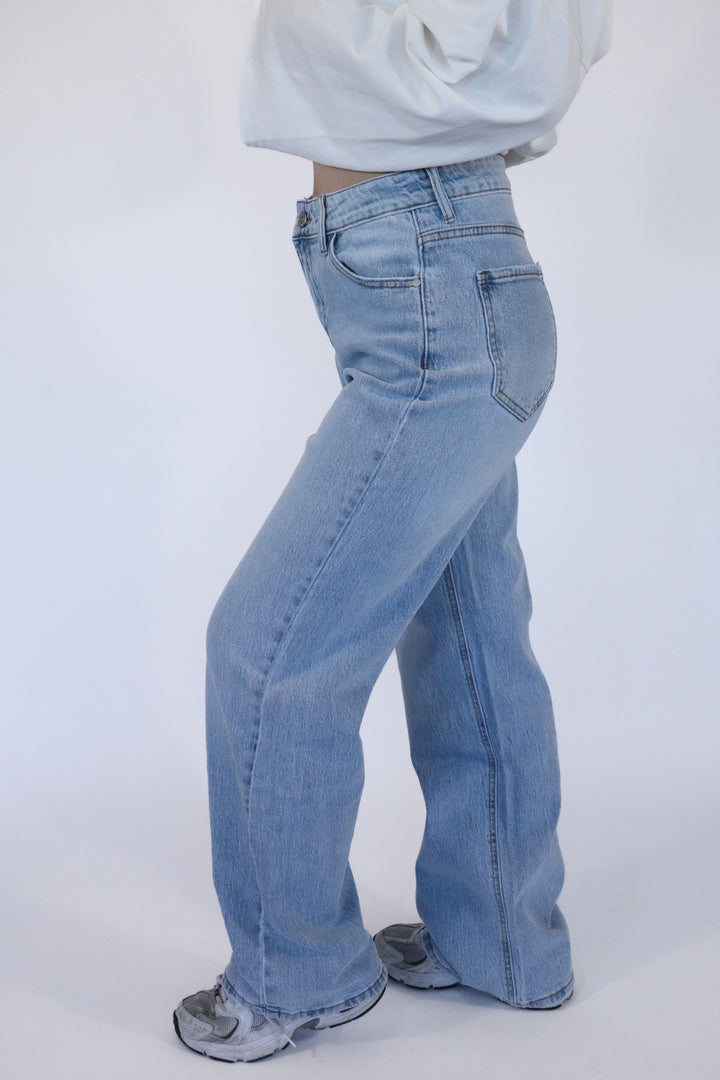 Light Breeze Wide Leg Jeans - Stretch