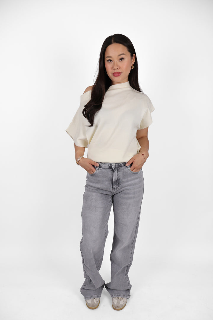 Stormy Wide Leg Plus Size Jeans - Stretch
