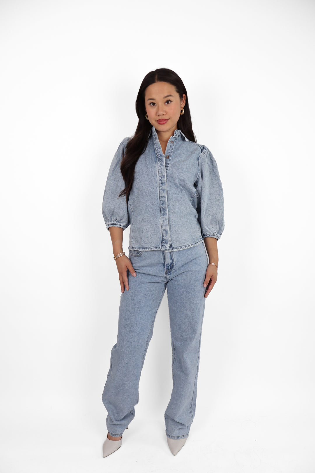 The Muse Straight Leg Jeans - Light Stretch