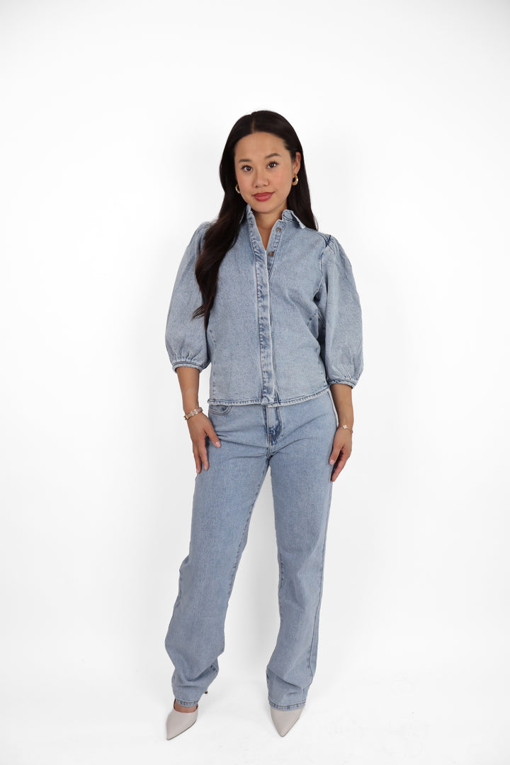 The Muse Straight Leg Jeans - Light Stretch