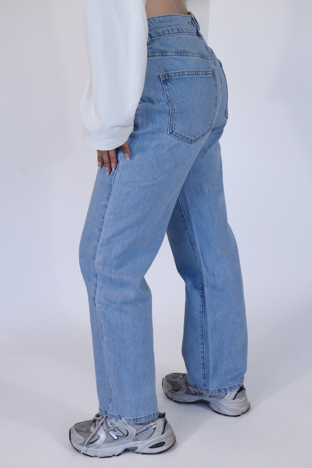 Daily PETITE Straight Leg Jeans - Stretch