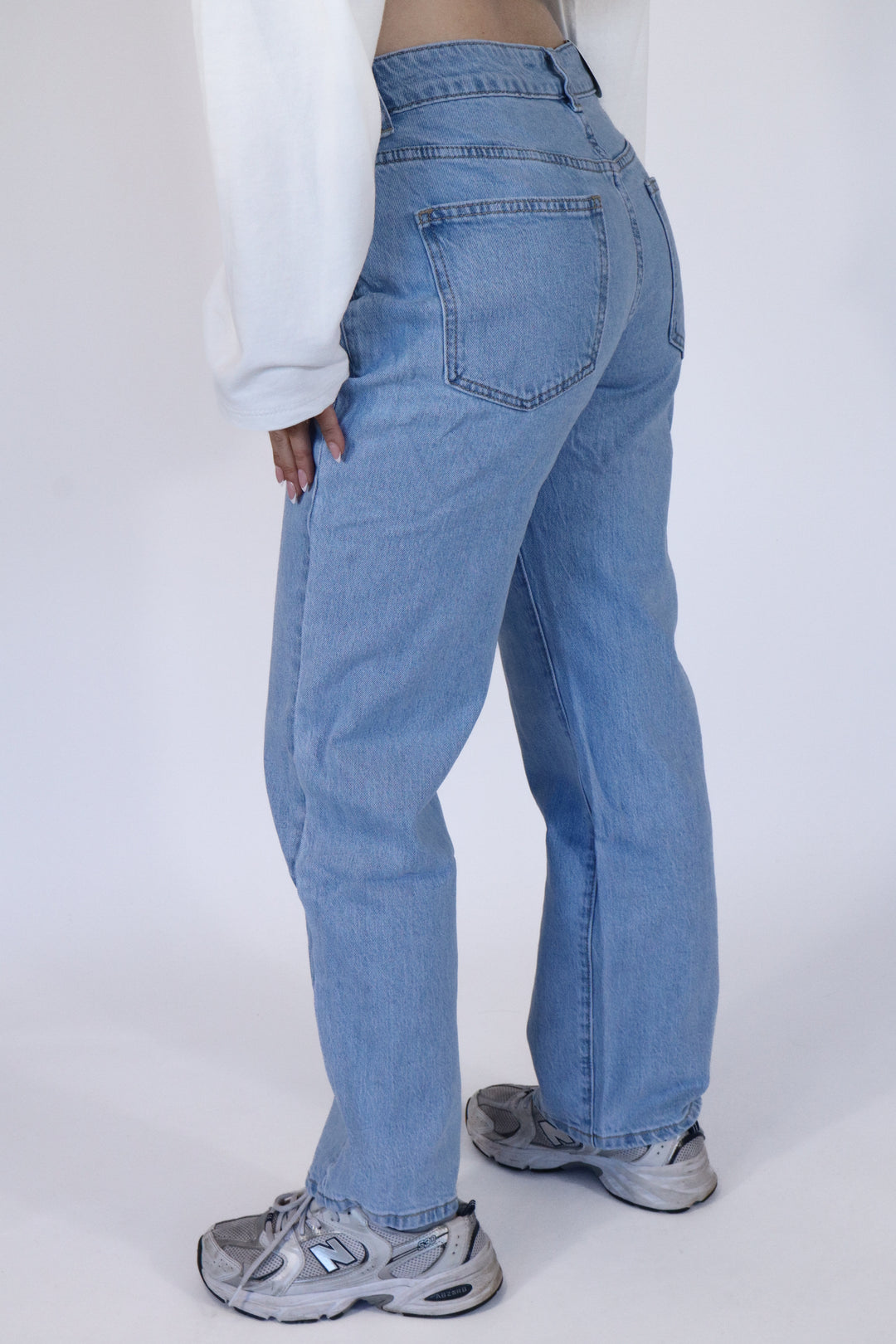 Daily PETITE Straight Leg Jeans - Stretch