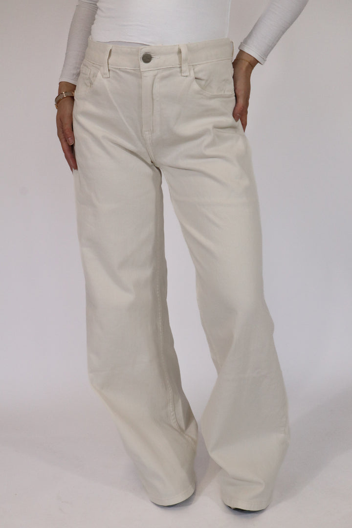 Soft Tone Wide Leg Jeans - Stretch