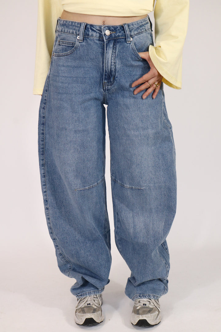 Blue Muse Balloon Jeans - Stretch