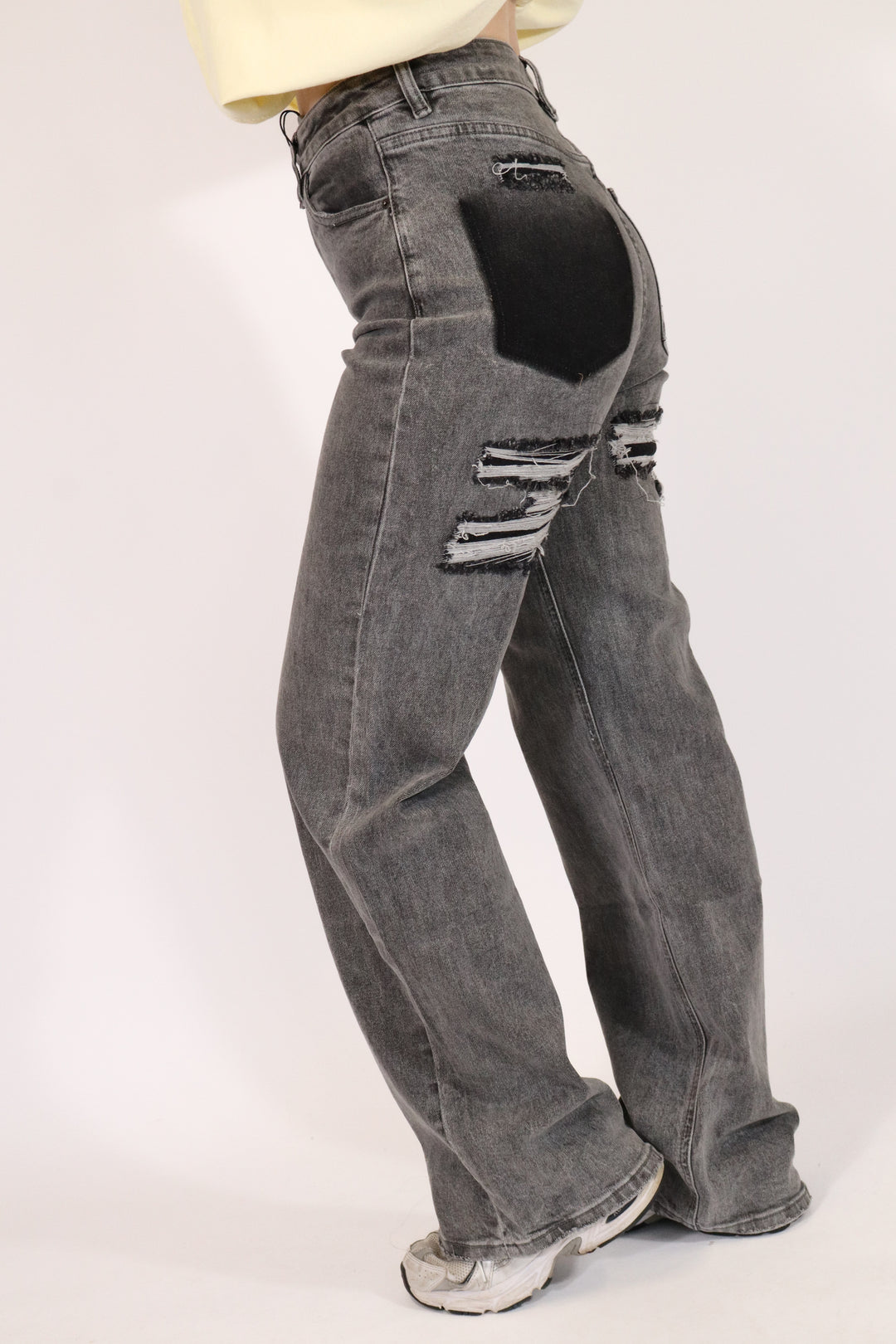 Destroyed Wide Leg Jeans - Stretch