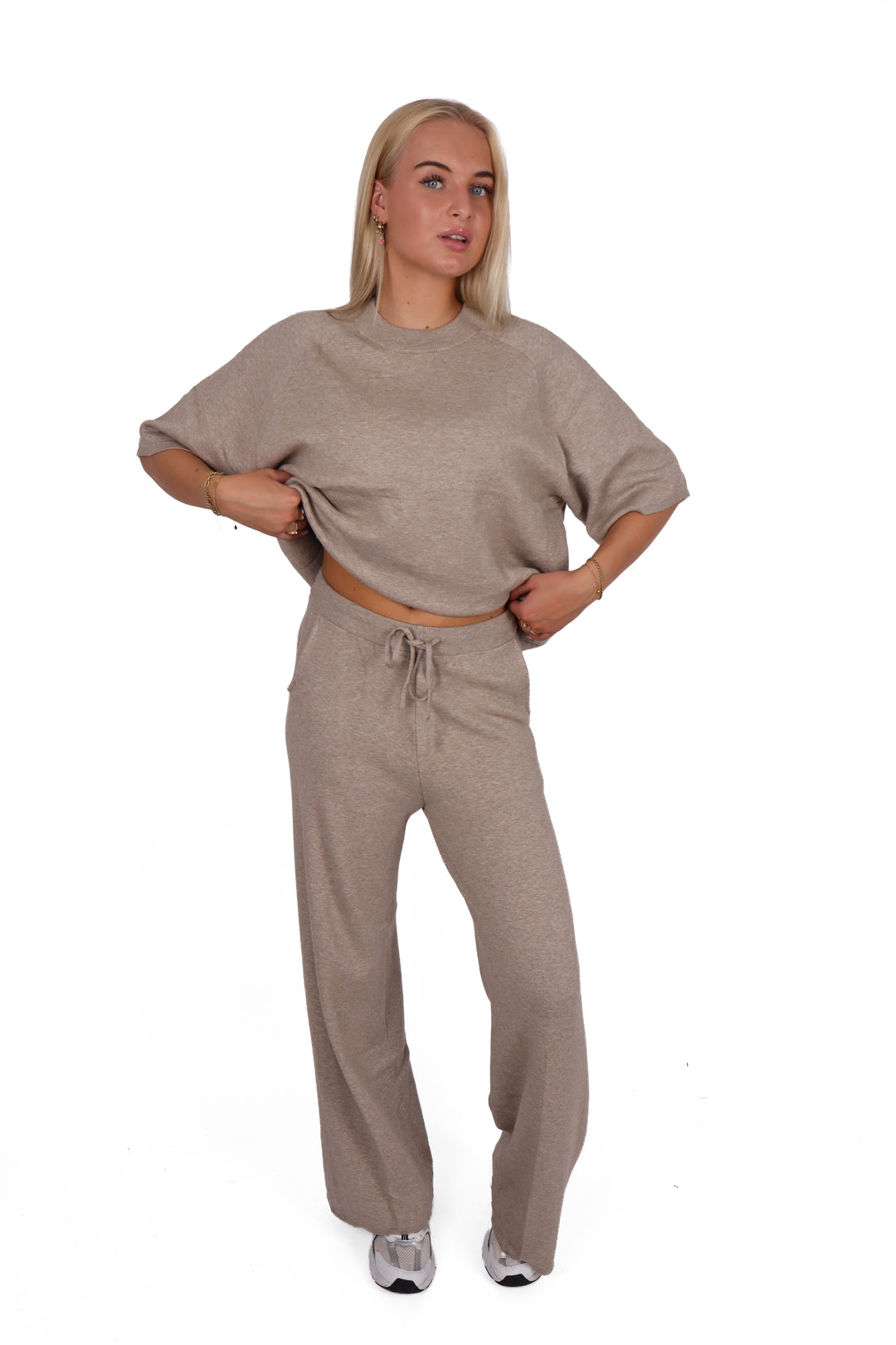 The Sunday Soft Set - Stretch