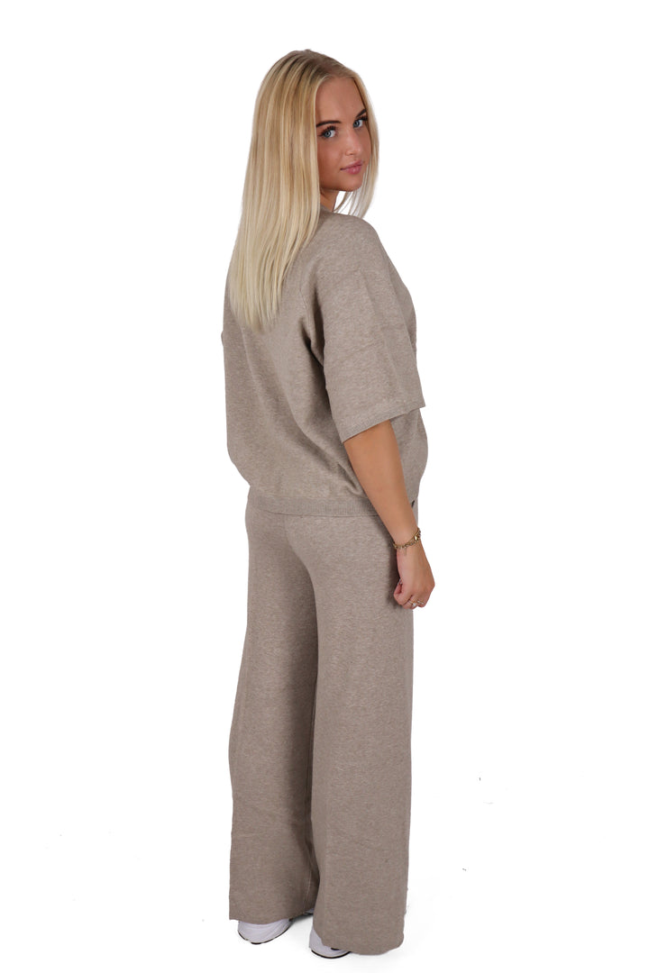 The Sunday Soft Set - Stretch