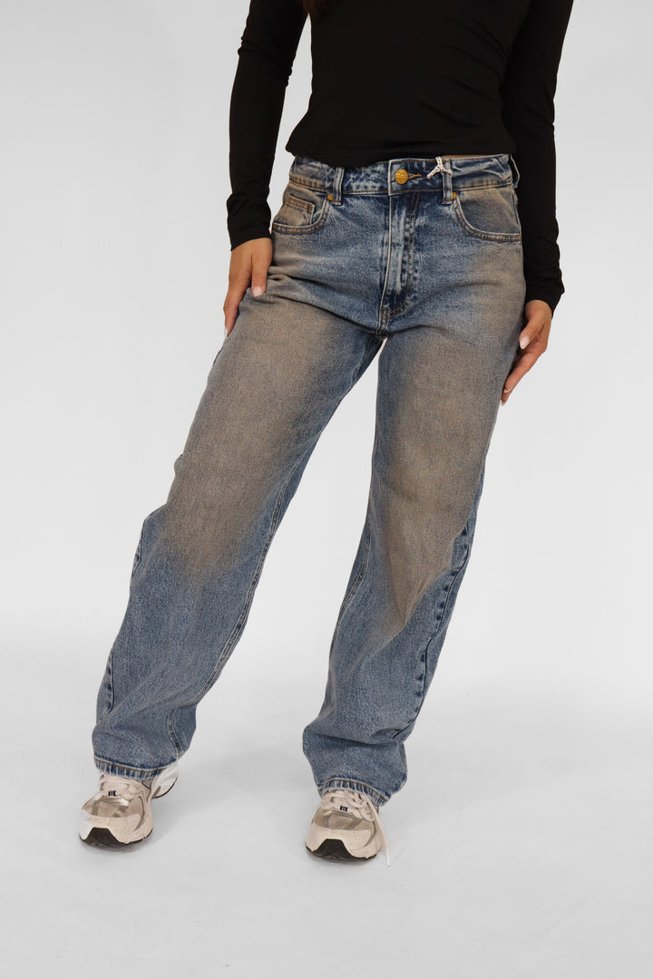 Amé Balloon Wide Leg Jeans - Stretch