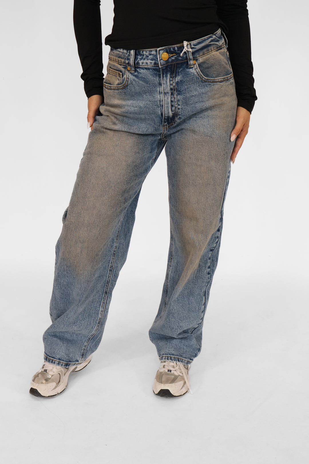 Amé Balloon Wide Leg Jeans - Stretch