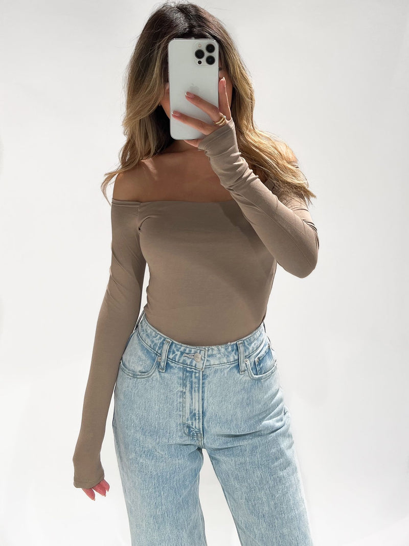 Leela Off Shoulder Top - Taupe